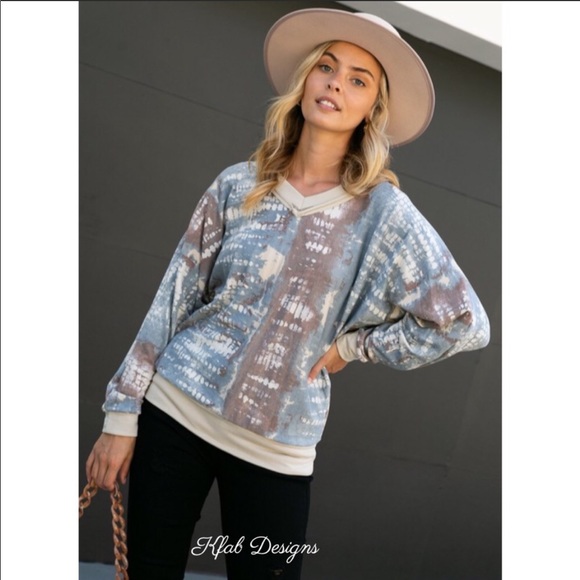 ❤️LAST 1! V Neck French Terry Tie Dye Mix Top! - Picture 6 of 13